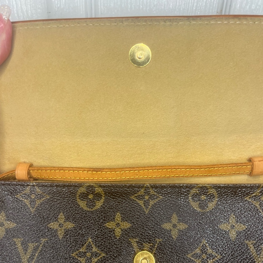 LOUIS VUITTON PARIS POCHETTE MONOGRAM TWIN GM 2 WAY SHOULDER/CROSSBODY BAG - Picture 6 of 16